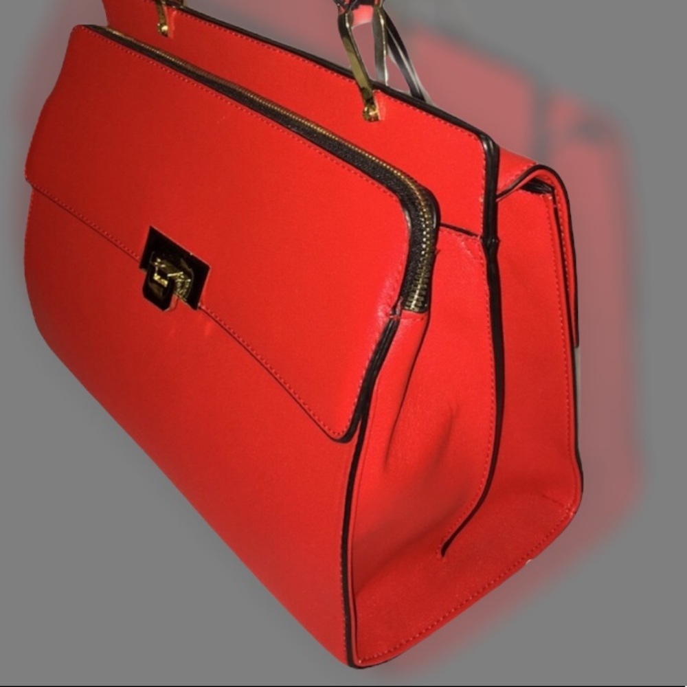 🛑BOGO 🆕Luxe "Regal Red" Leather Handbag